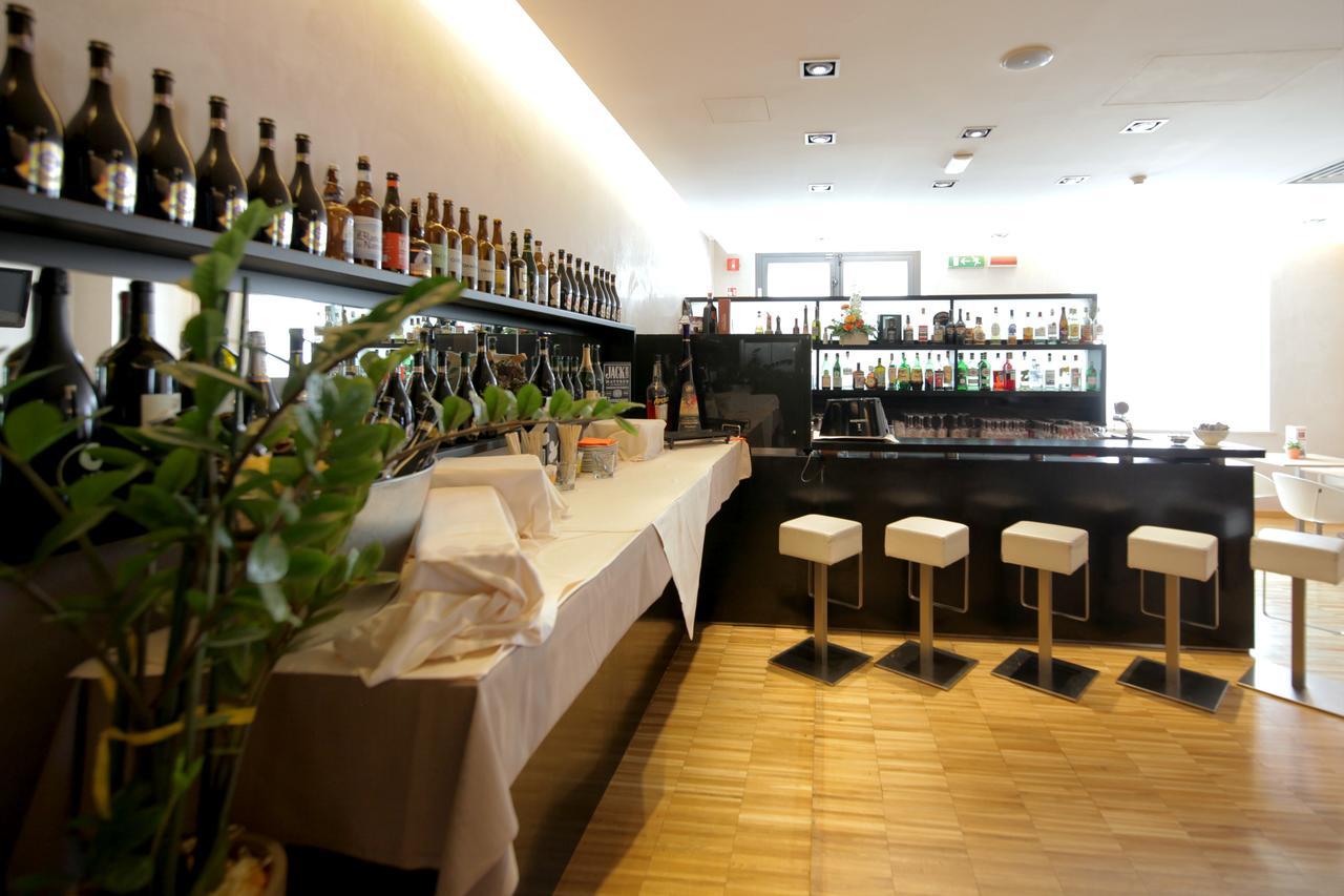 Hotel Major Ronchi Dei Legionari Eksteriør billede
